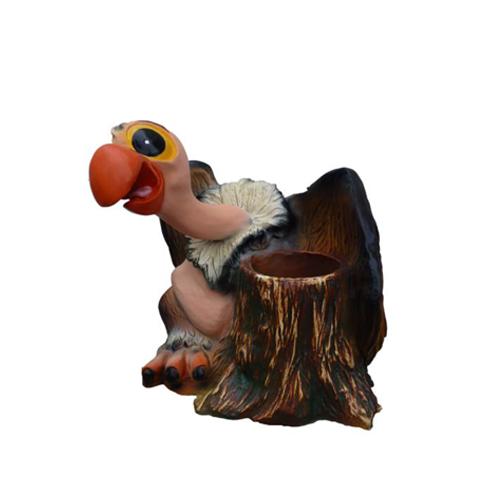 Decorative sculpture designed as an original colored vulture with a stump 45cm