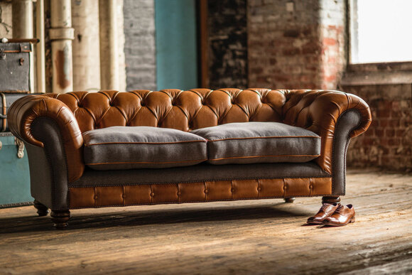 Modern Sofa 3-Seater Brown Faux Leather Covered Couch With Buttons + Soft Cushions New