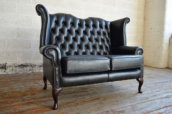 Chesterfield Sofa 2-Seater Black Faux Leather Luxurious Classic Style Wooden Legs Tall Backrest