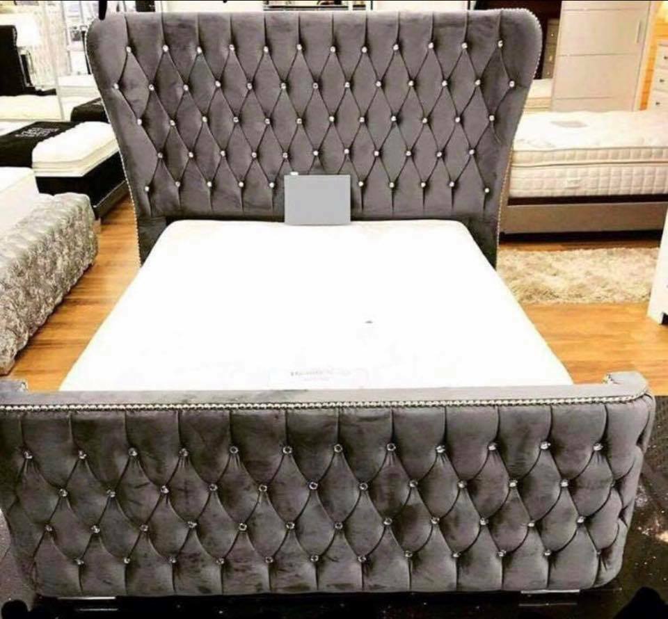 Chesterfield design massive marriage double bed with crystal stones in modern style made of real wooden frame 140/160/180/200x200cm sizes