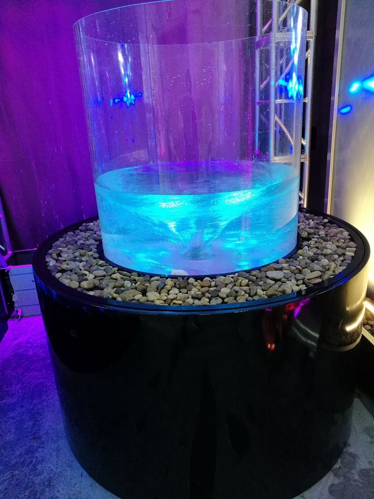 Swirl Tornado Bubble Fountain Pond Water Feature Outdoor Shop Luxury Exhibition