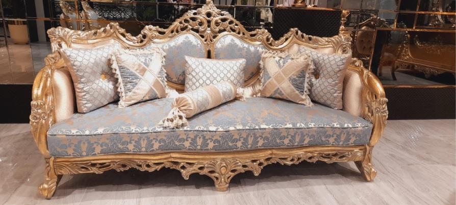 Classic three-seater baroque couch French furniture 3-seater
