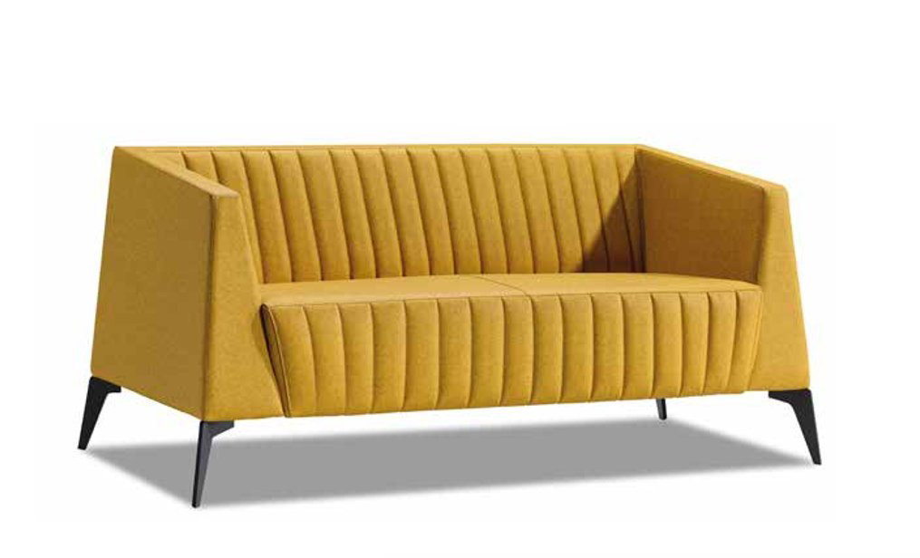 Three-seater Couch Upholstered Design Sofa Modern 3-Seater Upholstered Office Furniture