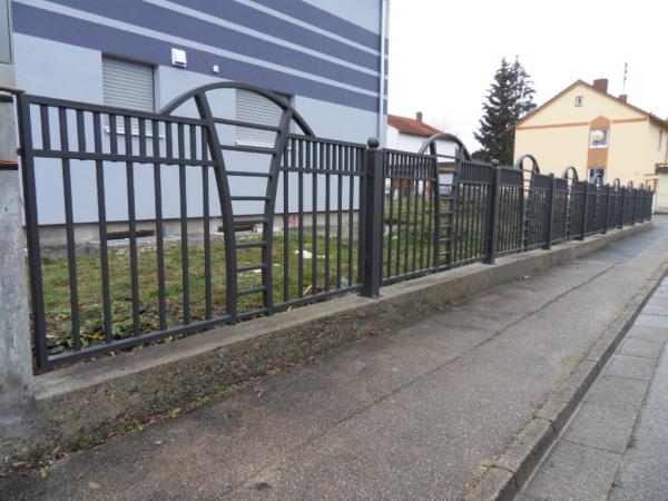 Outdoor garden property railing fence classic cut-to-size fence model 407 new