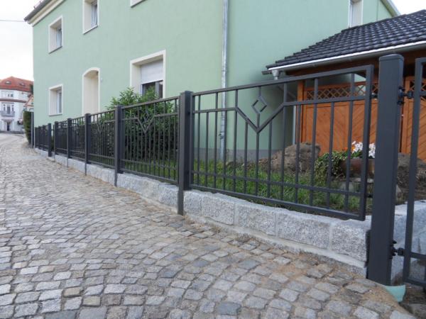 Exterior garden property railing fence classic custom-made fence M409 1 linear meter