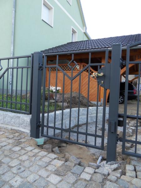 Custom manufacturing - Price inquiries gate garden gates gates wrought iron entrance