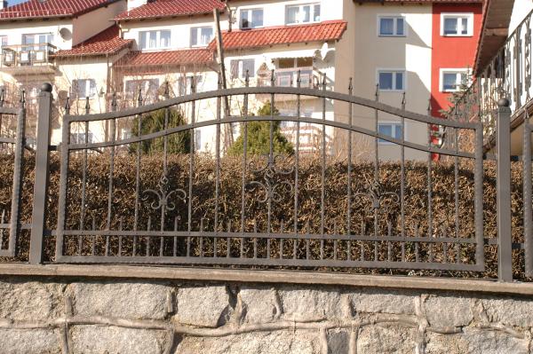 Outdoor garden property railing fence classic custom-made fence model 223