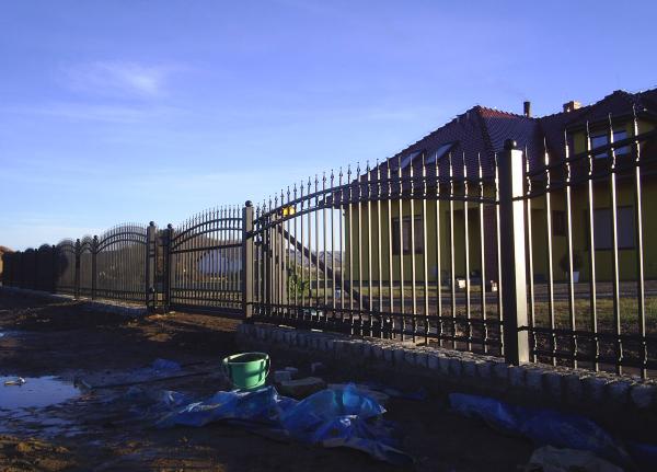 Fence Garden Classic Wrought Iron Custom-Made Railing M235 1lfm