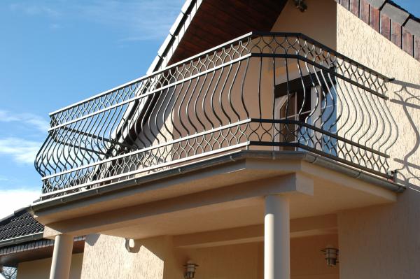 Classic steel staircase wrought iron stair balcony railing custom fabrication 117