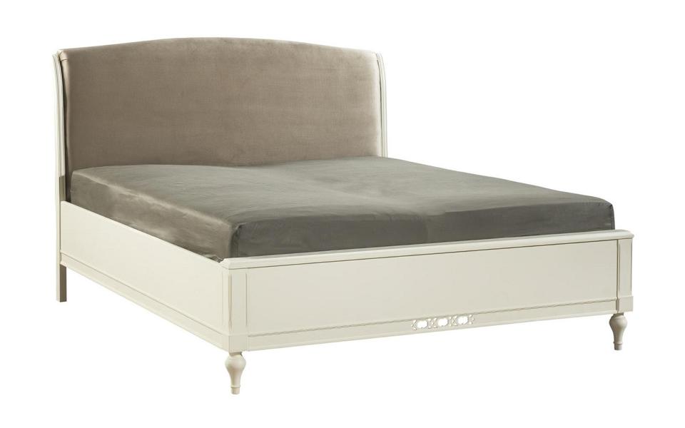 Bed Sleeping place Sleeping area Comfort bed Comfort double bed Large bed