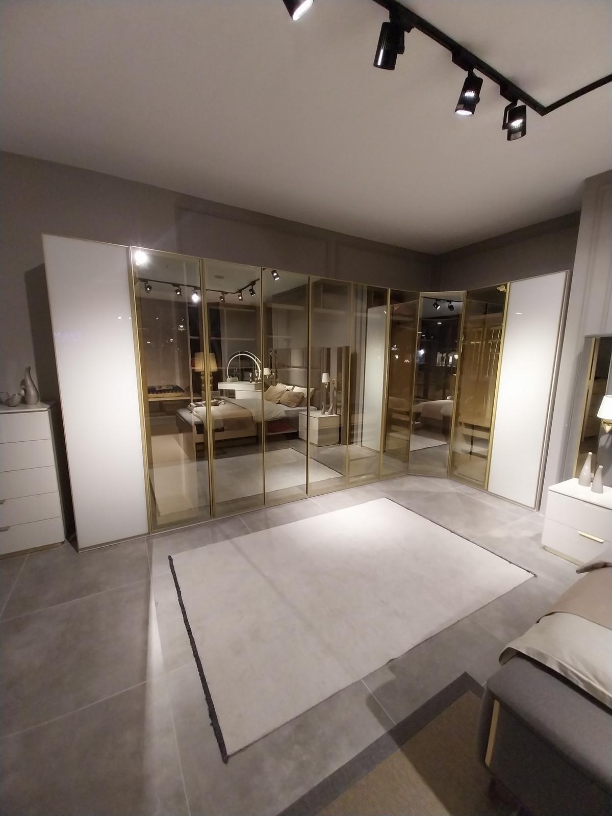 Wardrobe Wooden wardrobe Wardrobe Bedroom Luxury wardrobes JV Furniture New
