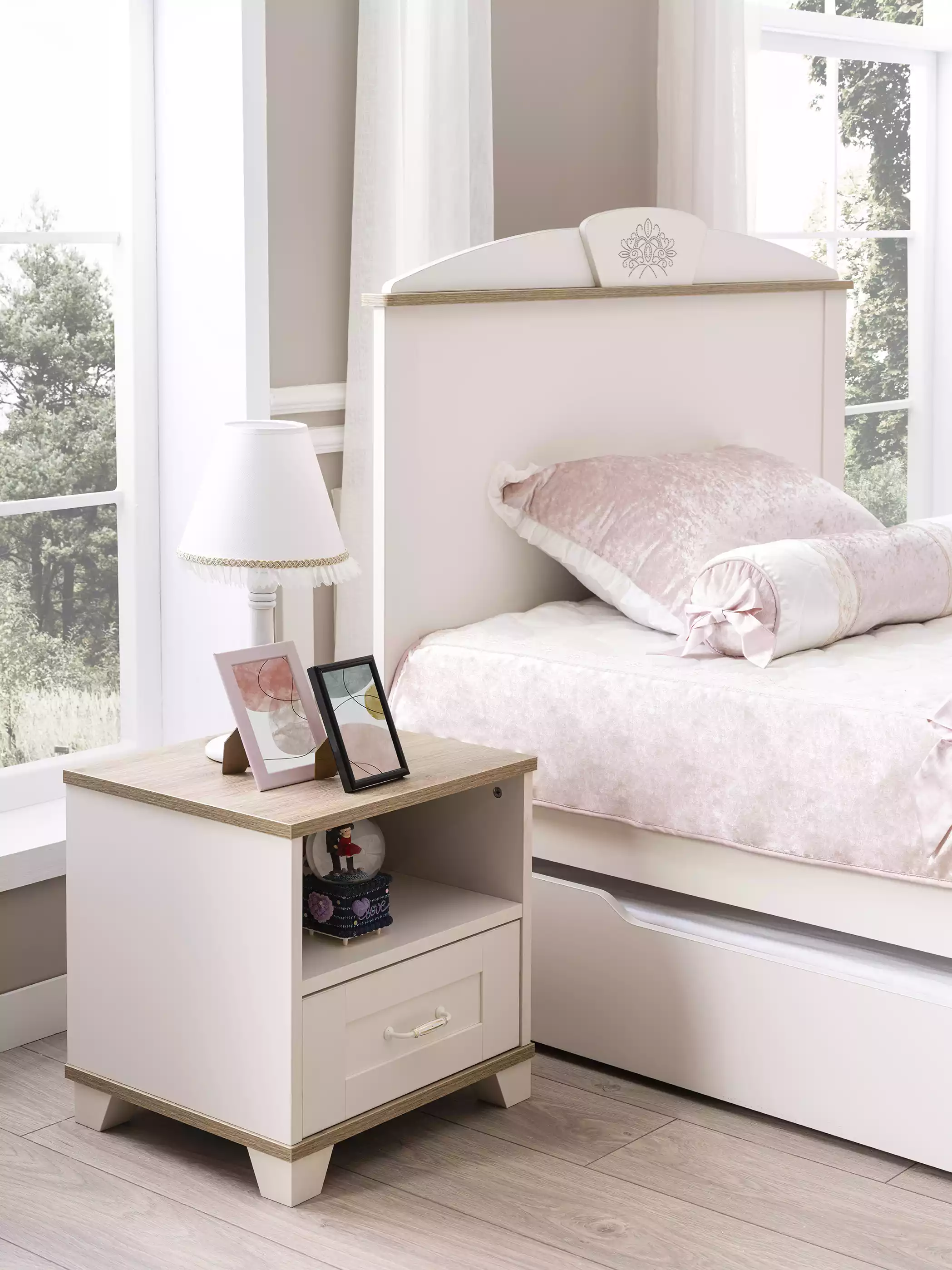 Children\'s bedside table Design bedside table children\'s room wood white