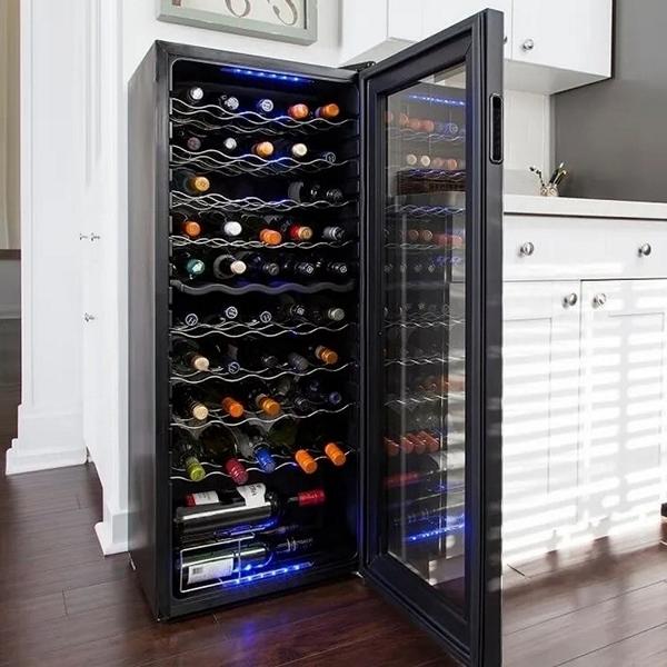 Wine cabinet wine display wine furniture
