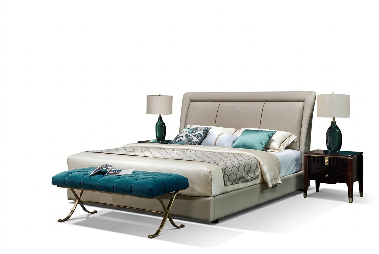 Modern style made of real wooden luxury leatherd massive double bed