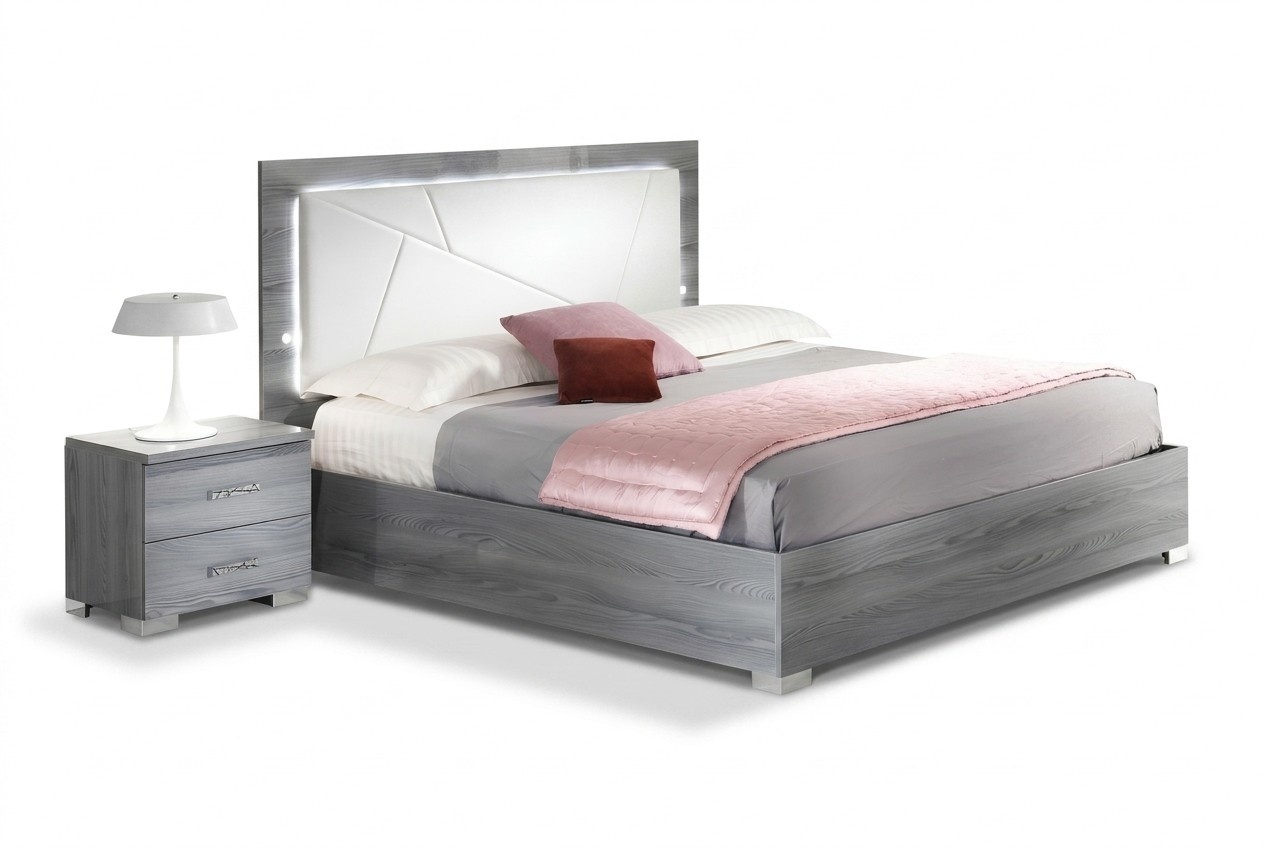 Modern style bedroom set of double bed with LED light & 2x-bedside tables made of real wooden frame