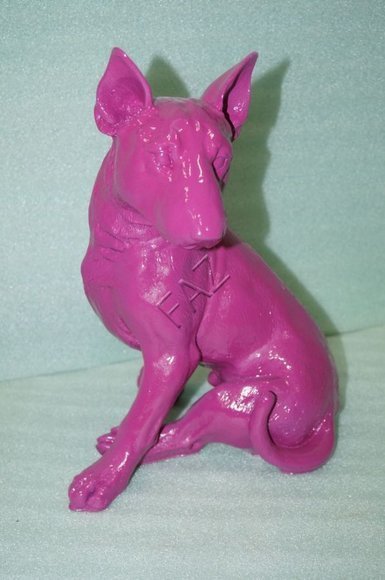 Decorative garden sculpture designed as gloss full pink colored dog figure c636