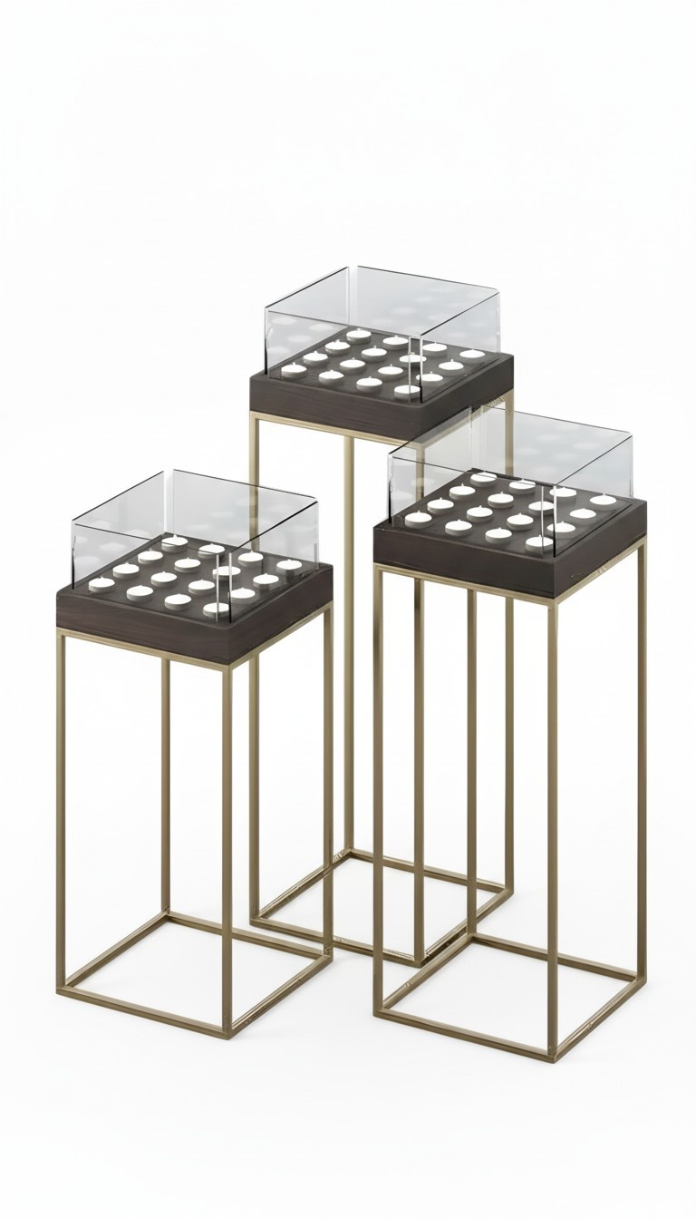 Candle holder set made of metal in modern elegant gray.
