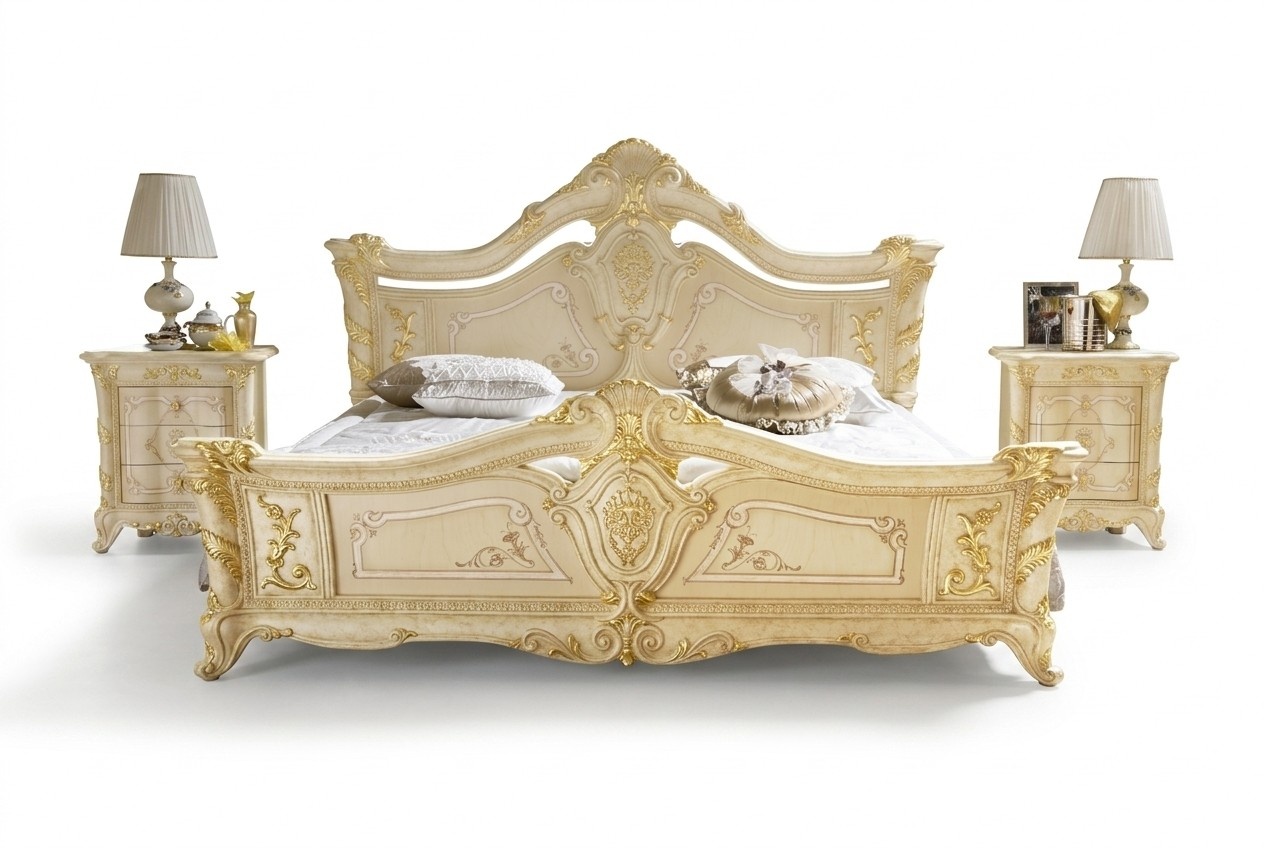 Classic bedroom hotel bed baroque furniture wooden beds Italy luxury