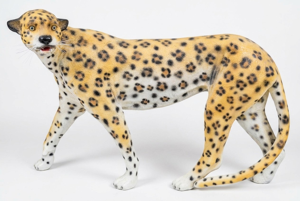 Decorative garden sculpture designed as an original colored leopard 85x130x47cm