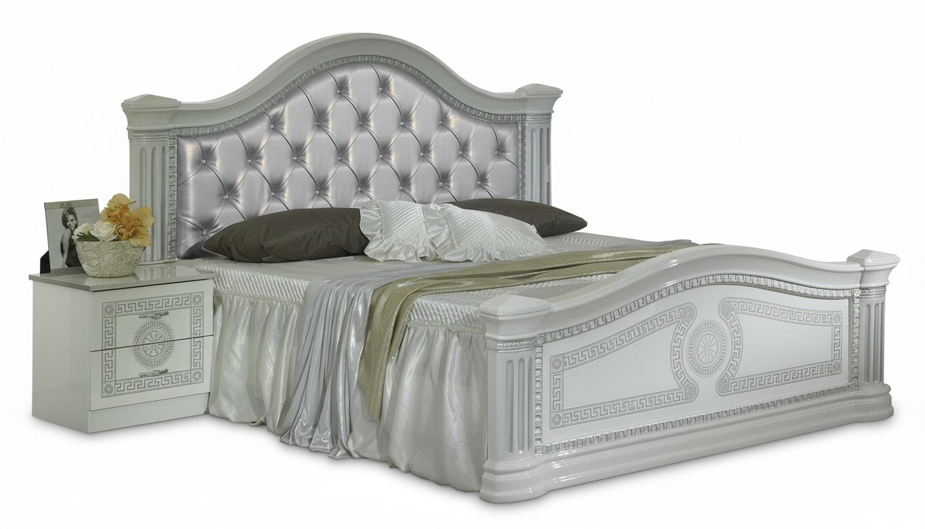 Designer massive chesterfield design double bed in classic style & premium leathered