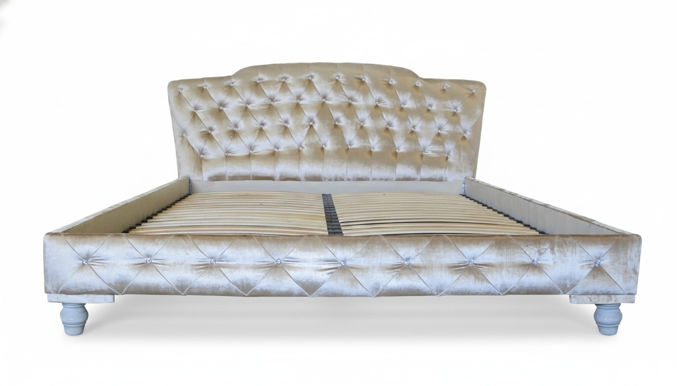 Designer Bett Polsterbett Ehebett königliche Betten Doppelbett Schlafzimmer NEU Designer Bed Upholstered Bed Marriage Bed Royal Beds Double Bed Bedroom NEW