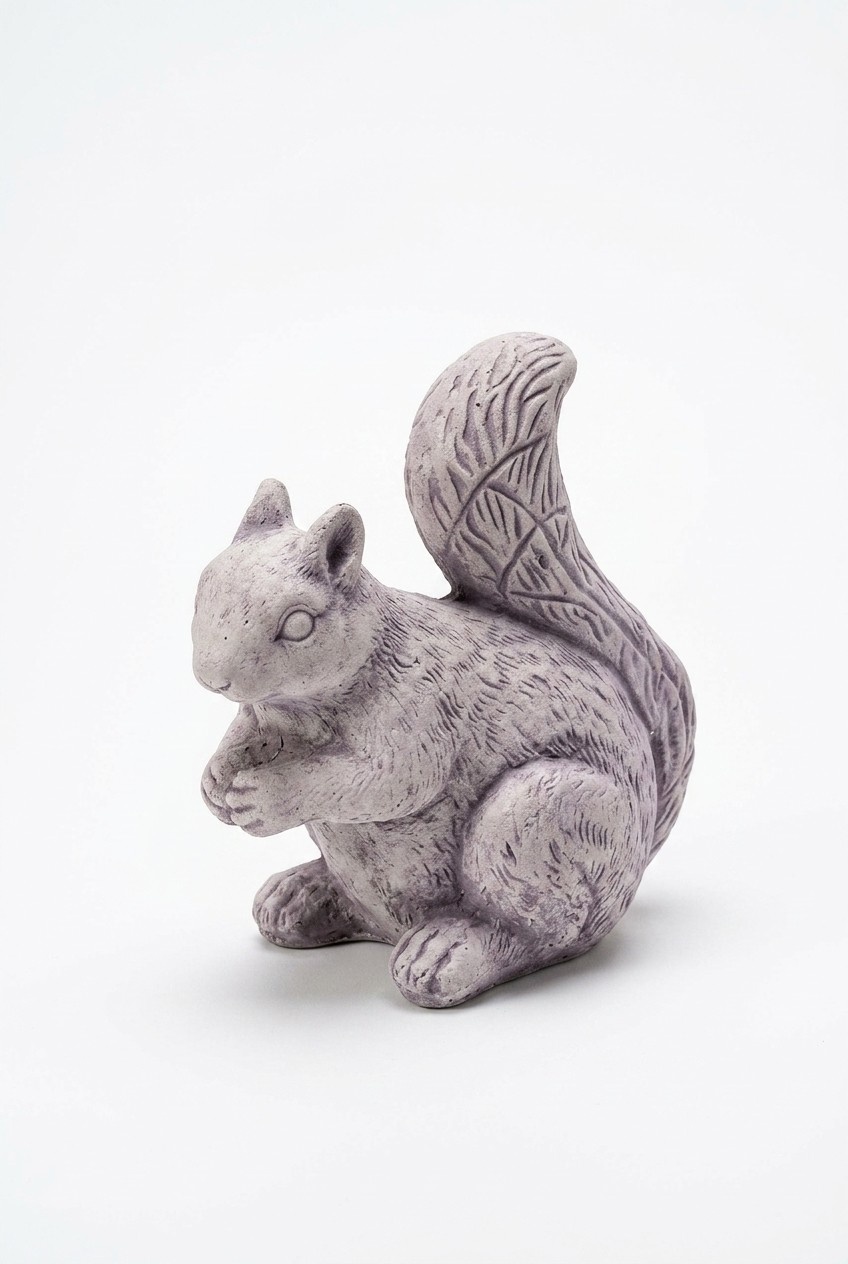 Garden decorative squirrel statue sculpture figures sculptures design figure statues