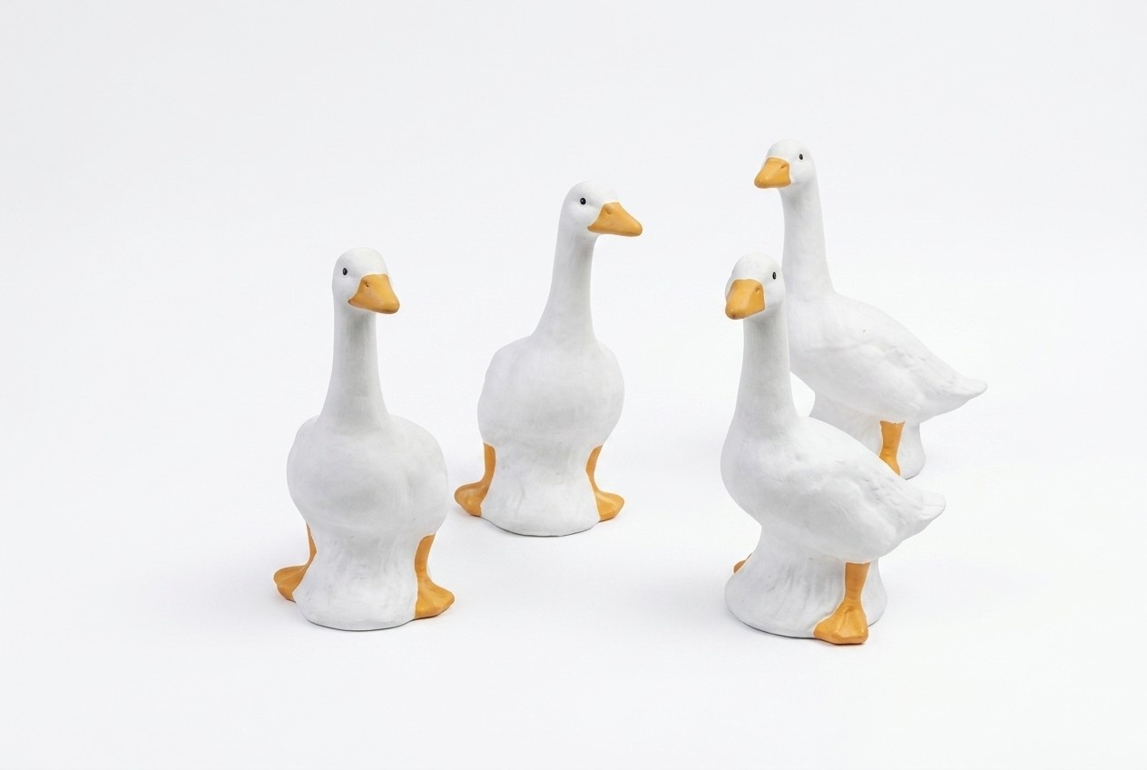 Garden decoration duck statue sculpture figures sculptures designer figure 166