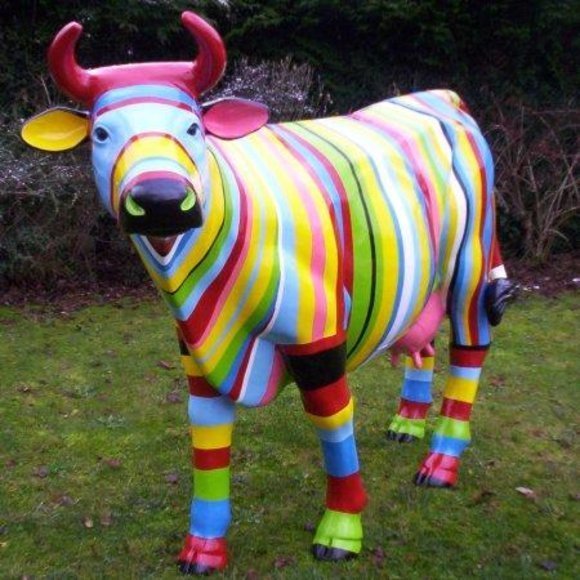 Decorative sculpture of abstract colorful gloss cow figure 147cm length (A672)