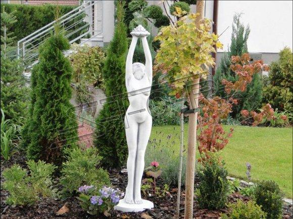 Decorative garden sculpture of a naked woman figure made of weather-resistant cement 163cm height 407