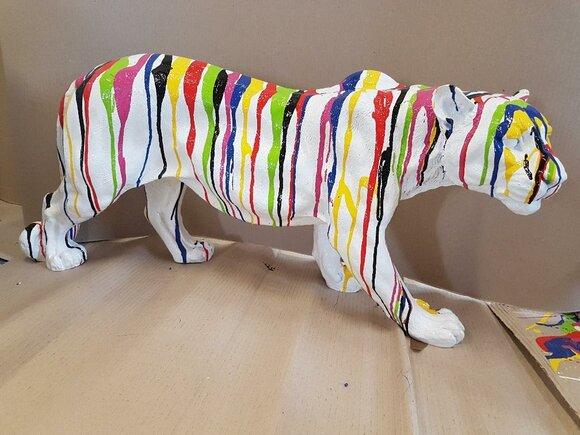 Designer Abstract Figure Modern Figurines Decoration Lioness Garden Sculptures New