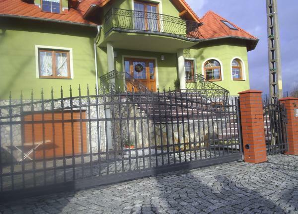 Wrought iron sliding gate modern electric gates driveway sliding gate 1m M090