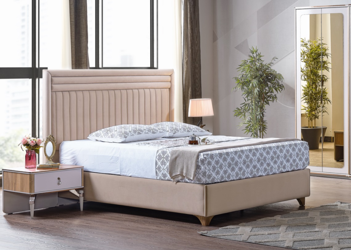 Modern Bedroom Set Bed + 2 Nightstands Design Furniture 3 pcs. New