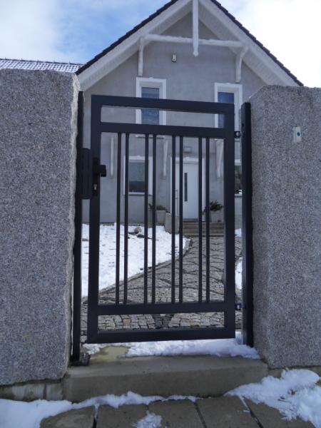 Garden gate house door entrance door wrought iron custom-made iron gates M311