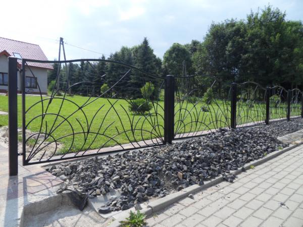 Wrought Iron Outdoor Garden Railing Fence Classic Handcrafted Fences M360 Modern