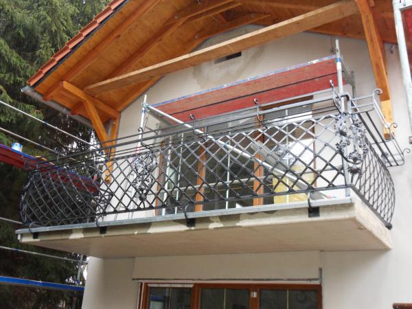 Custom Fabrication Classic Wrought Iron Balcony Railings Stair Railings Railings