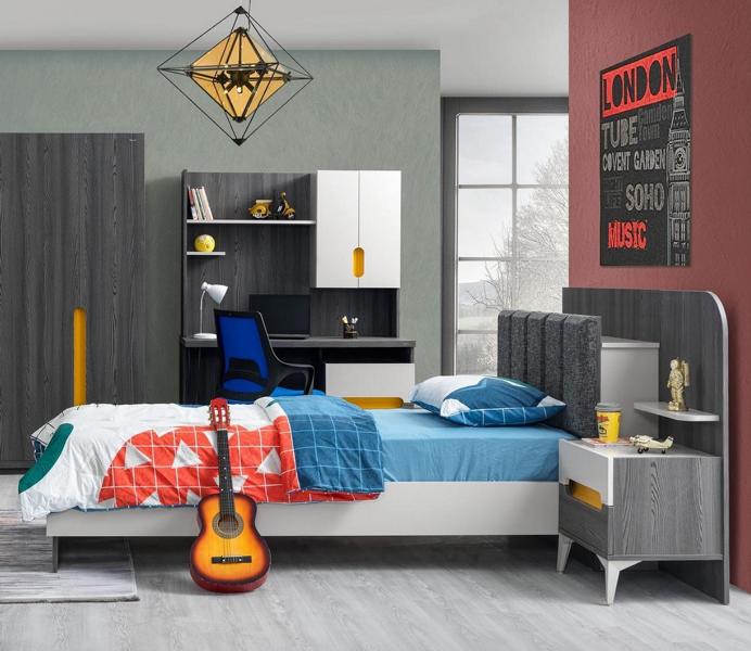 Complete children\'s room set, bed, wardrobe, chest of drawers, top-quality furniture.