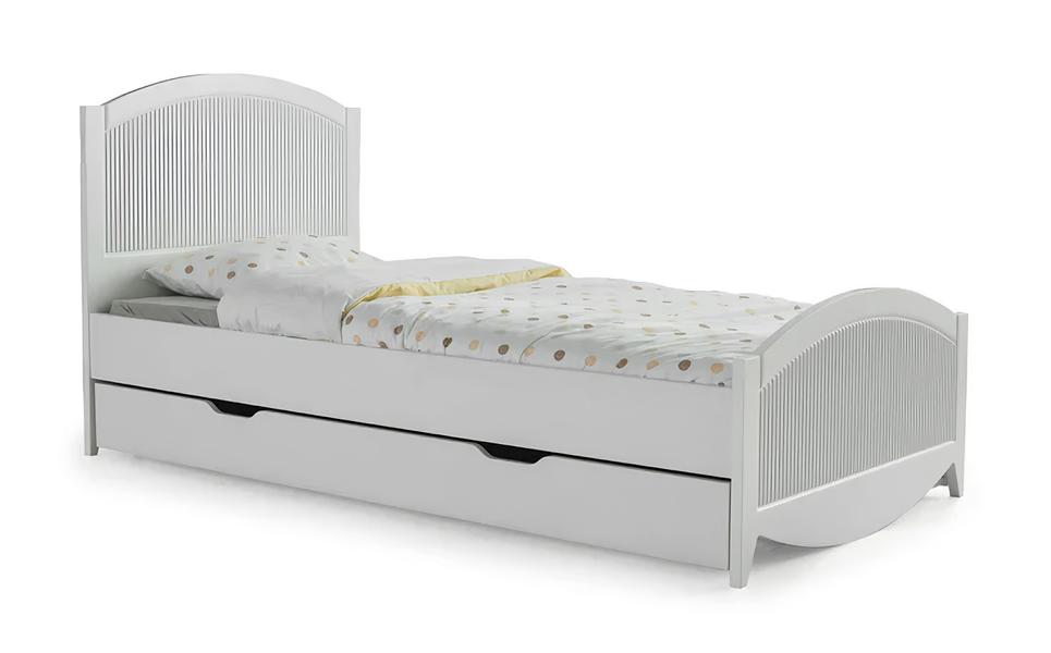 Children\'s bed A cozy sleeping place for children Bed with drawers