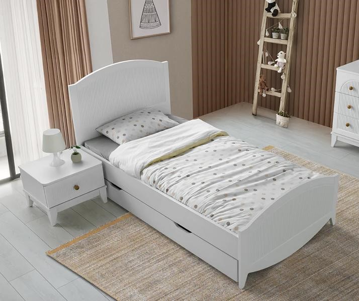 The Bett bedside table is a practical and stylish furniture piece for the children\'s room.