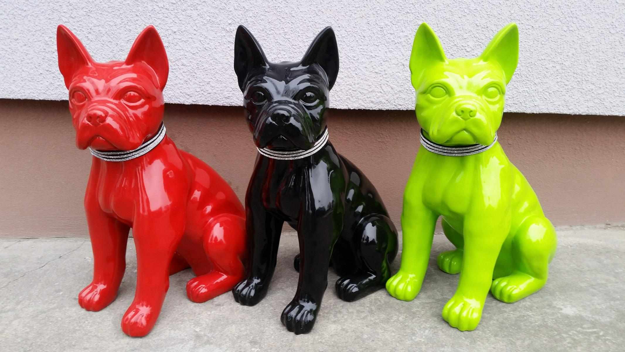 Decorative garden sculpture designed as an original colored dog figure (A527) 1