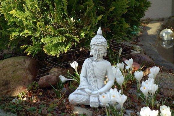 Buddha sculpture in stone look. Large sculpture for garden and living area 31cm
