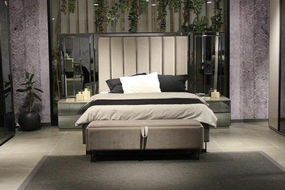 Luxury bedroom set bed + 2x bedside tables Complete room furniture New