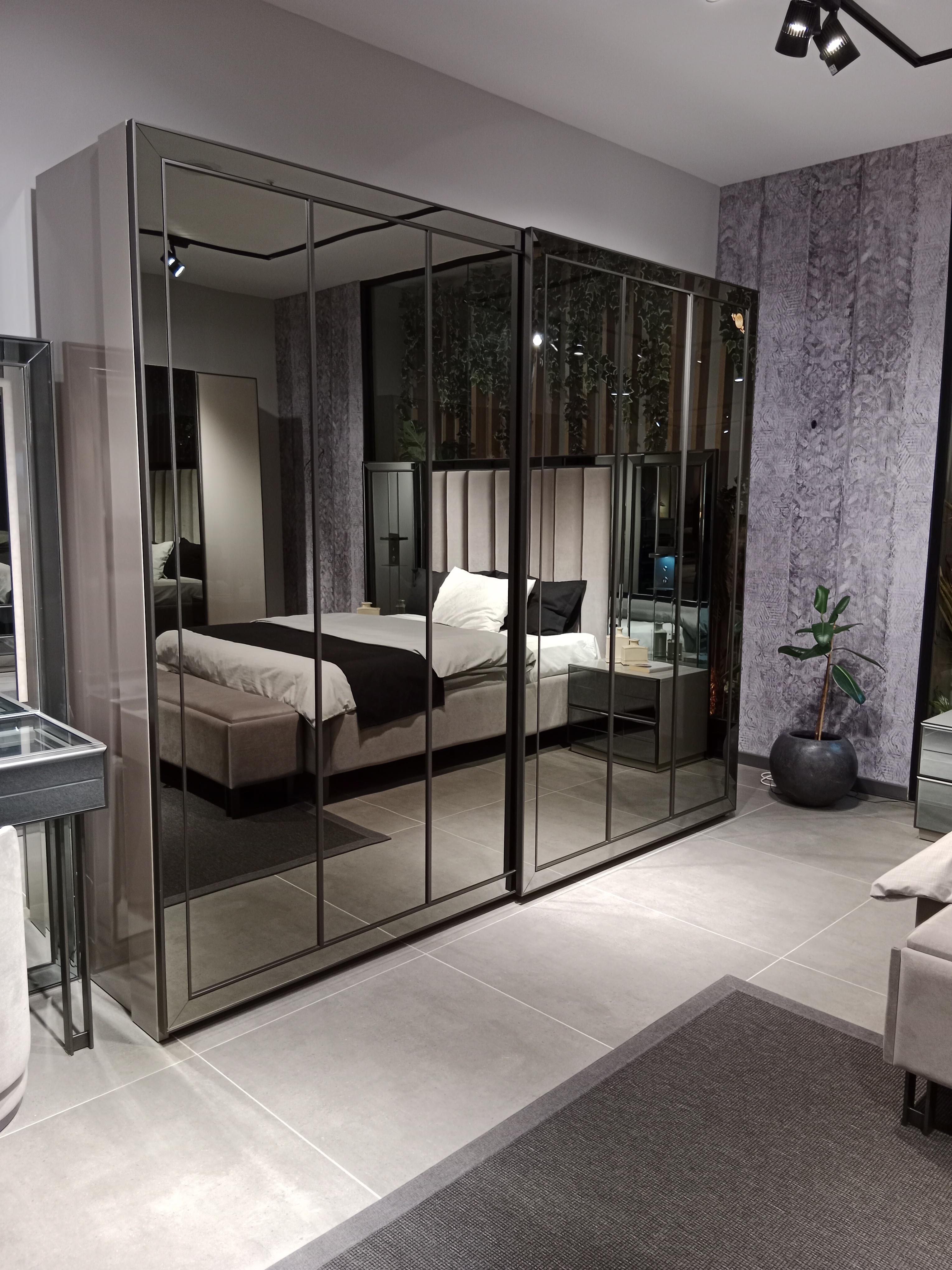 Exclusive black wardrobe Stylish wooden bedroom furniture