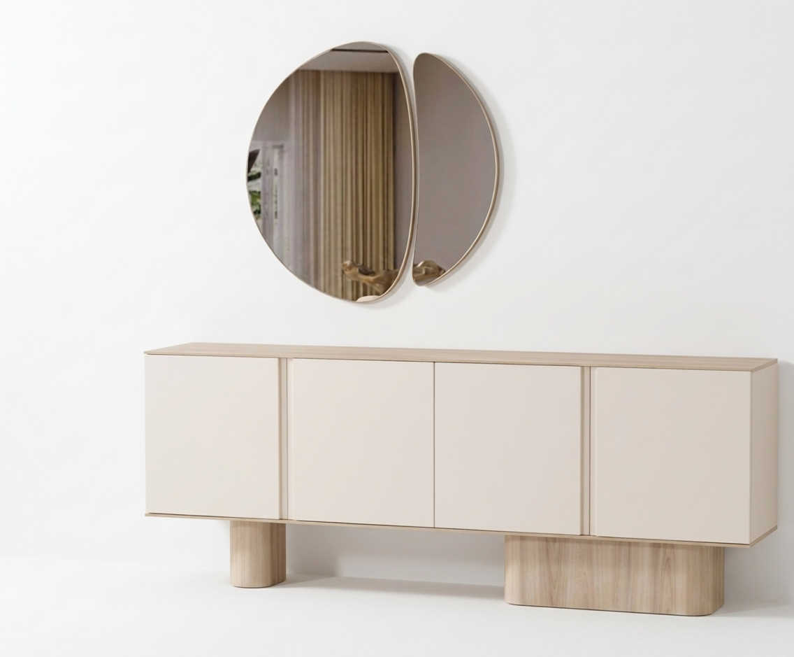 Console mirror comfortable spacious beautiful beige modern new