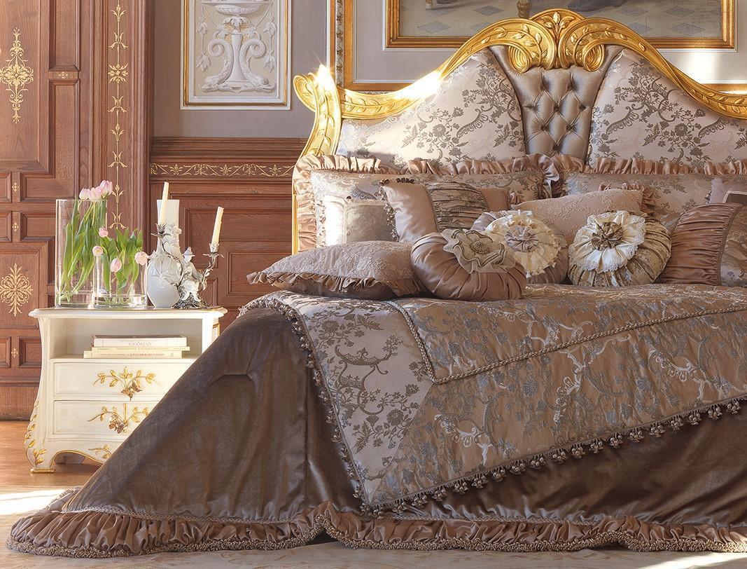 Chesterfield Bed Headboard Beds Upholstery Hotel Italian Furniture Gold Velvet