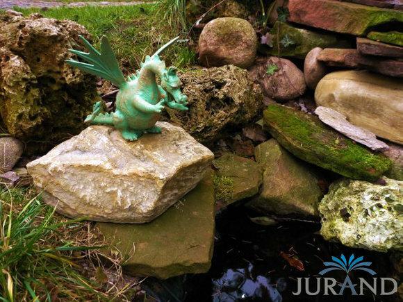 Gargoyle fountain figure stone figure for garden decoration pond water spitter 6028