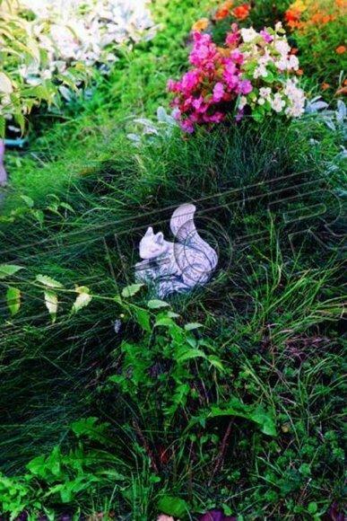 Garden decorative squirrel statue sculpture figures sculptures design figure statues