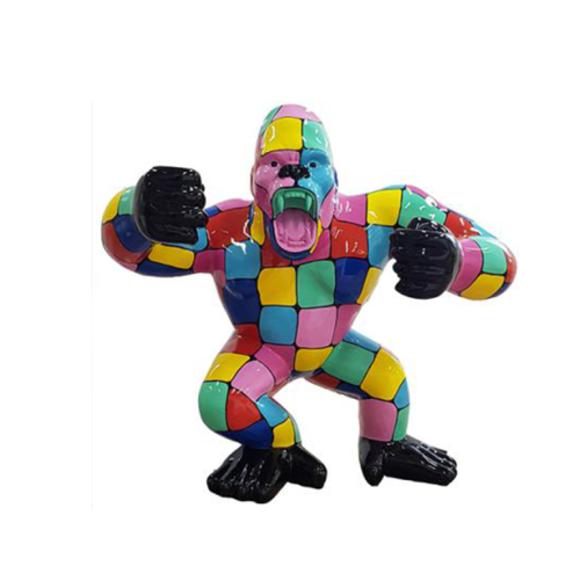 Decorative sculpture designed as a gloss shouting gorilla in colorful mosaic patterns 70x80x40cm