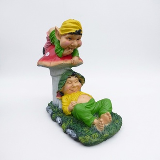 Decorative sculpture designed as two dwarfs with a amanita mushroom 60cm