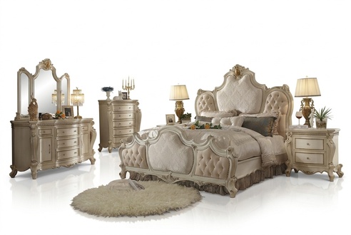 Baroque style bedroom set of chesterfield design double bed & 2x-bedside tables