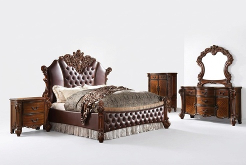 Bedroom baroque style set of massive chesterfield design double bed & 2x-bedside tables